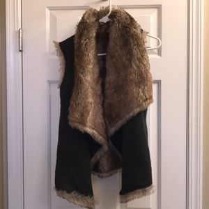 Mossimo Supply Co Reversible Fur Fleece Vest